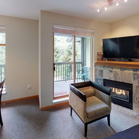 Stoney Creek Northstar By Whistler Premier Apartment Exterior photo