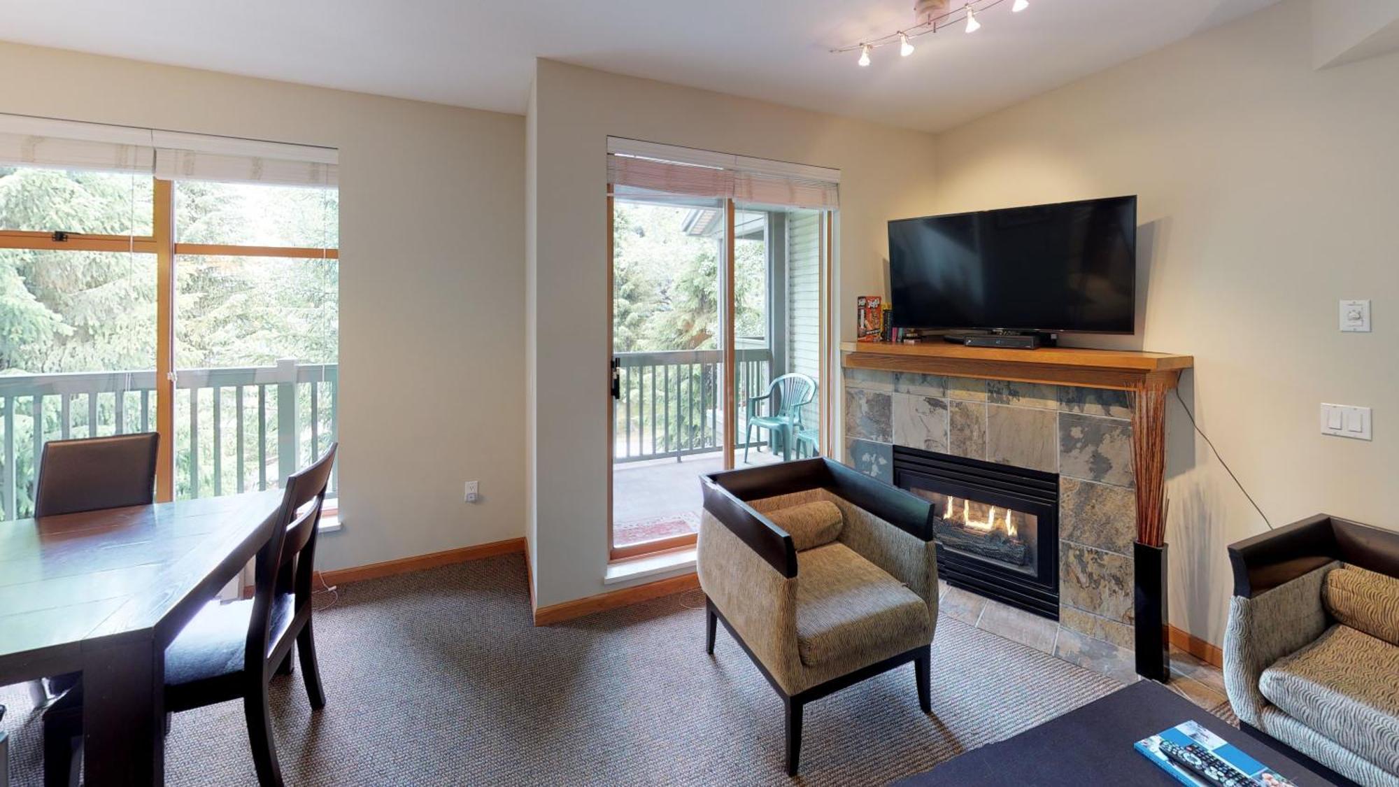 Stoney Creek Northstar By Whistler Premier Apartment Exterior photo